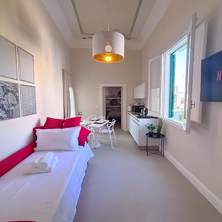 Luxury - Free Wifi - Smart Tv - Centro Storico Apartmán
